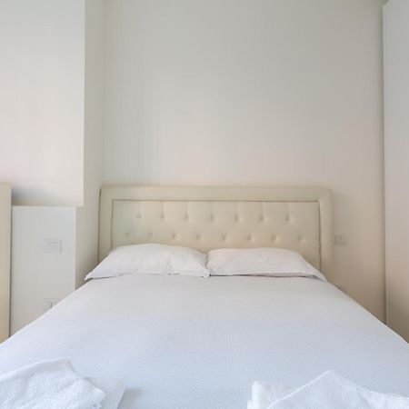 Bullona Elegant Apartment Milan Bagian luar foto